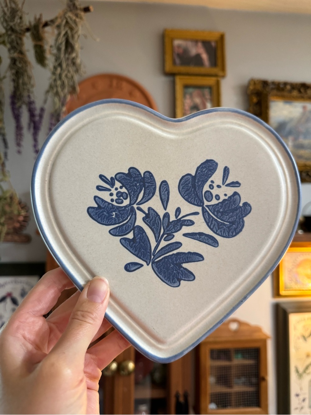 Vintage Cottage Core Pfaltzgraff Stoneware Heart-Shaped Trivet/Serving Dish
